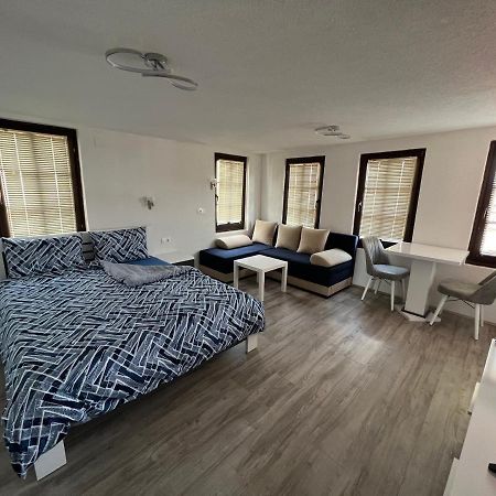 Patche Residence - A Wine Cellar Hideaway In The Historic Home Of Revolutionary Metodi Patche Ohrid Exterior photo