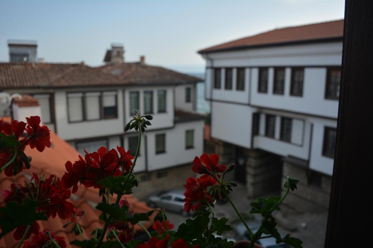 Patche Residence - A Wine Cellar Hideaway In The Historic Home Of Revolutionary Metodi Patche Ohrid Exterior photo